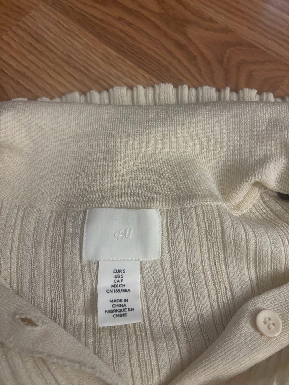H&M Ribbed Button Lightweight Cardigan Button Sweater Size Small - Picture 7 of 7